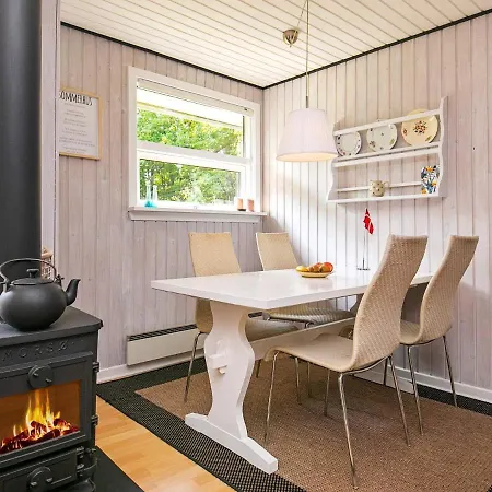 Holiday home 5 Person In Tranek R