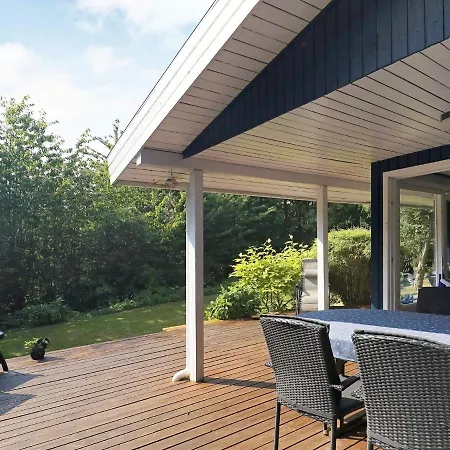 Casa de Férias 5 Person In Tranek R Tranekær